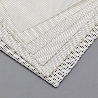 Versátil de 5,2 m de ancho Geotextil tejido blanco con tamaño de apertura de 0,05-0,2 mm