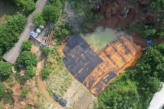 El tubo de deshidratación de los geotextiles se utiliza para ayudar a transformar los depósitos de aceite de palma en fertilizantes
