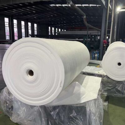 Tejido Geotextil No Tejido de Fibra Cortada de Polipropileno para Separación de Subrasante de Carreteras Temporales