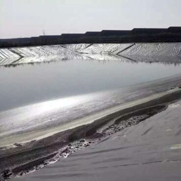 Revestimiento duradero de geomembrana de HDPE, revestimiento de estanque de granja agrícola para cría segura de acuicultura