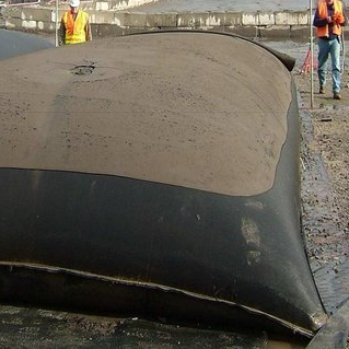Tubos de deshidratación de geotextiles tejidos resistentes a altas temperaturas para deshidratación de lodos de aceite de palma