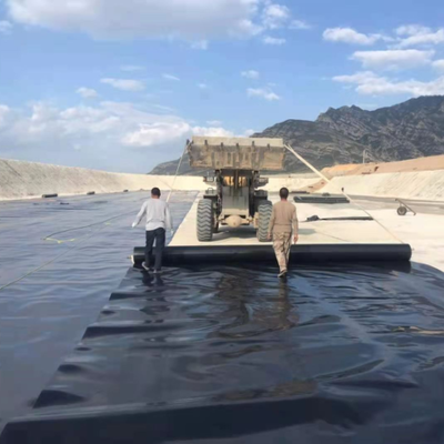 Hoja de revestimiento de geomembrana de HDPE impermeable de barrera de raíz para aislamiento de jardín de techo comercial