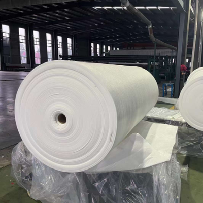 Amortiguador no tejido grueso del geotextil de la fibra de grapa para la protección del trazador de líneas del vertedero