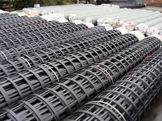 Resistencia uniaxial de Road Base Aging de la cerca de la arena de Geogrid del estiramiento