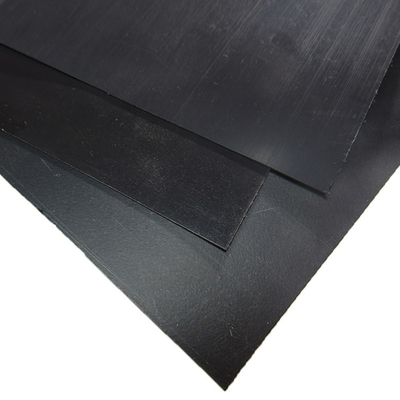 Rasgón plástico de la anchura del vertido el 1m los 2m 3M del trazador de líneas del LDPE Geomembrane resistente