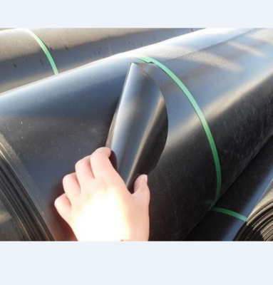 HDPE de ISO9001 Geomembrana trazador de líneas resistente de la charca de la reserva de agua de 40 milipulgadas