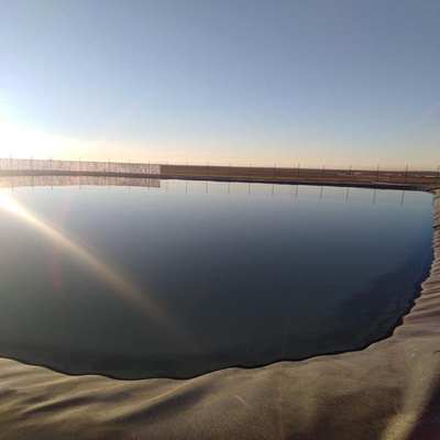 Grueso del trazador de líneas 0.2mm-4m m de Geomembrane del HDPE de la charca de la agricultura